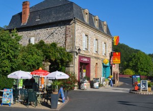 lanteuil-correze--epicerie-bar-station-service-zeude